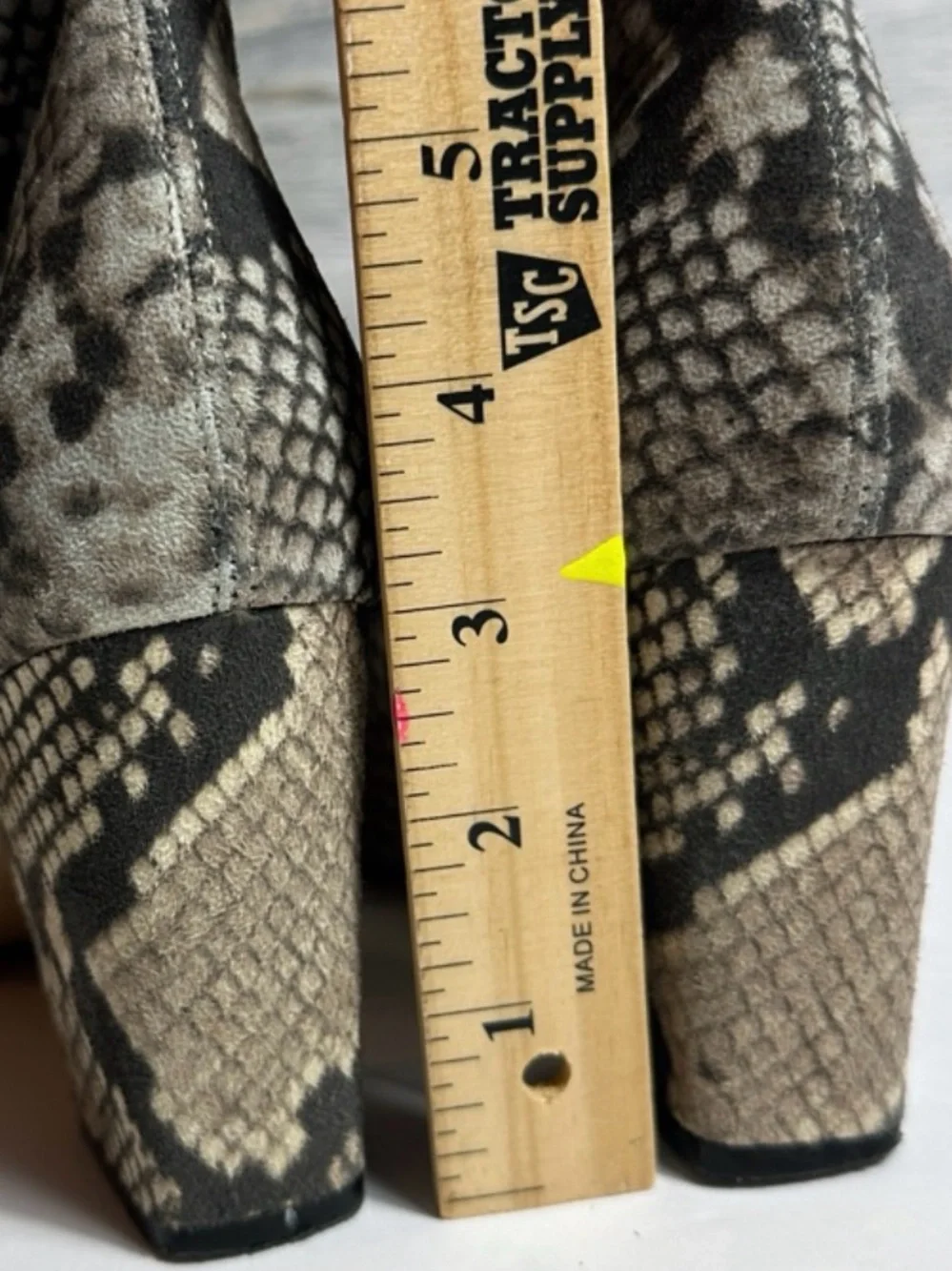 Steve Madden Elory Snakeskin Sock Booties women’s size‎ 6M (S-212)
